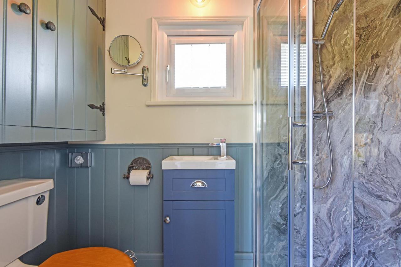 Willa Crabden Shepherd Hut - Blendworth Waterlooville Zewnętrze zdjęcie